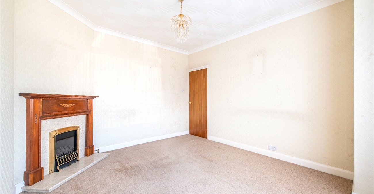 3 bedroom house for sale in Chalk | Robinson Michael & Jackson