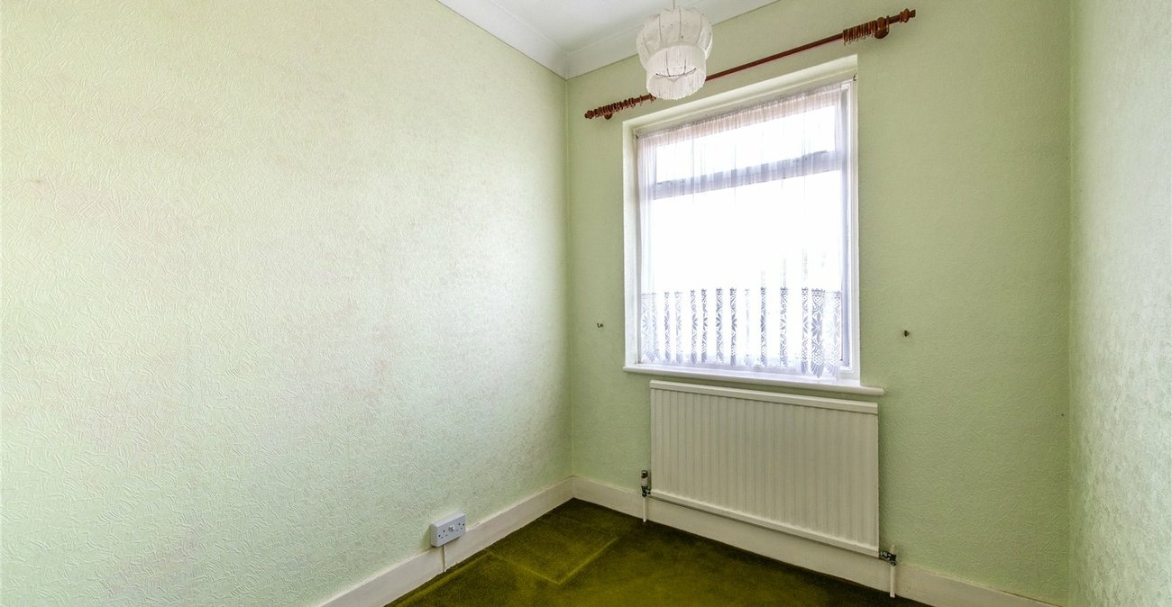 3 bedroom house for sale in Chalk | Robinson Michael & Jackson