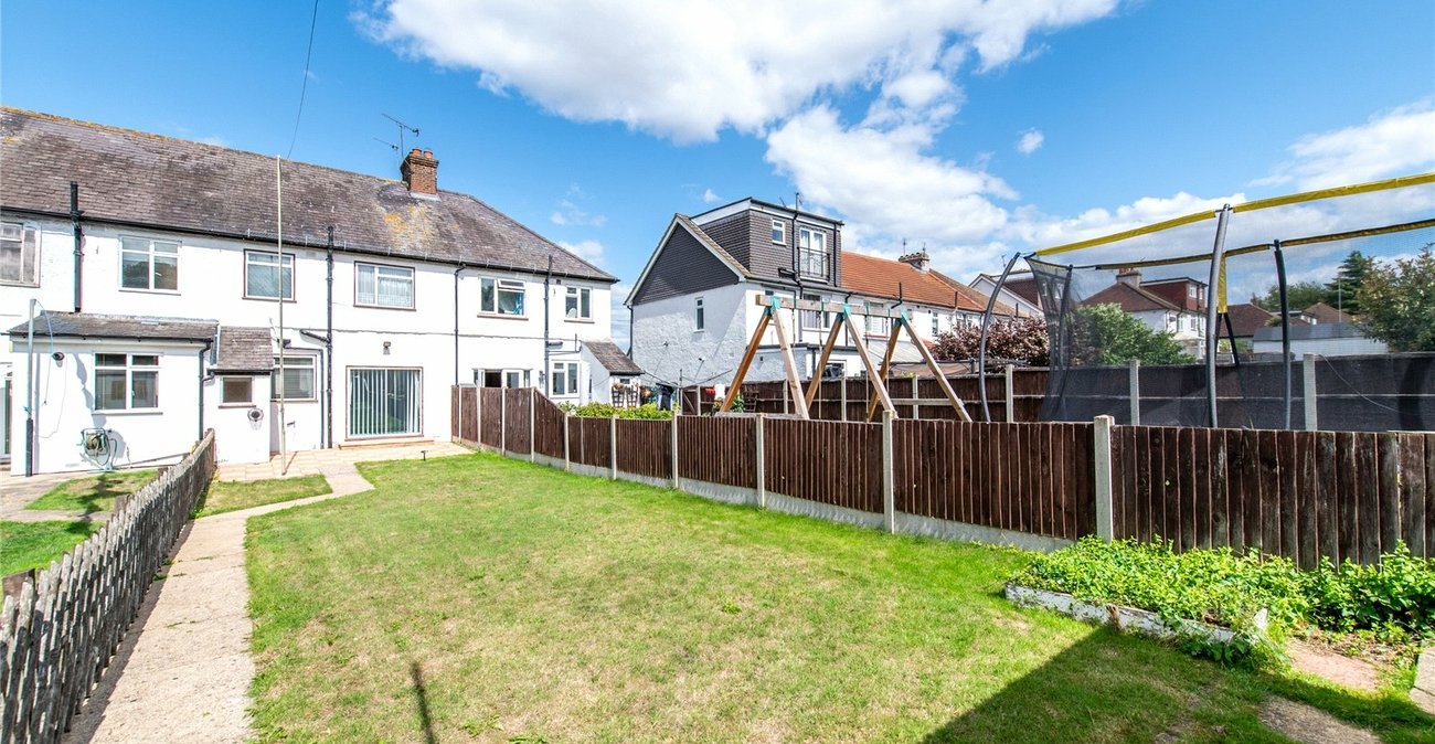 3 bedroom house for sale in Chalk | Robinson Michael & Jackson