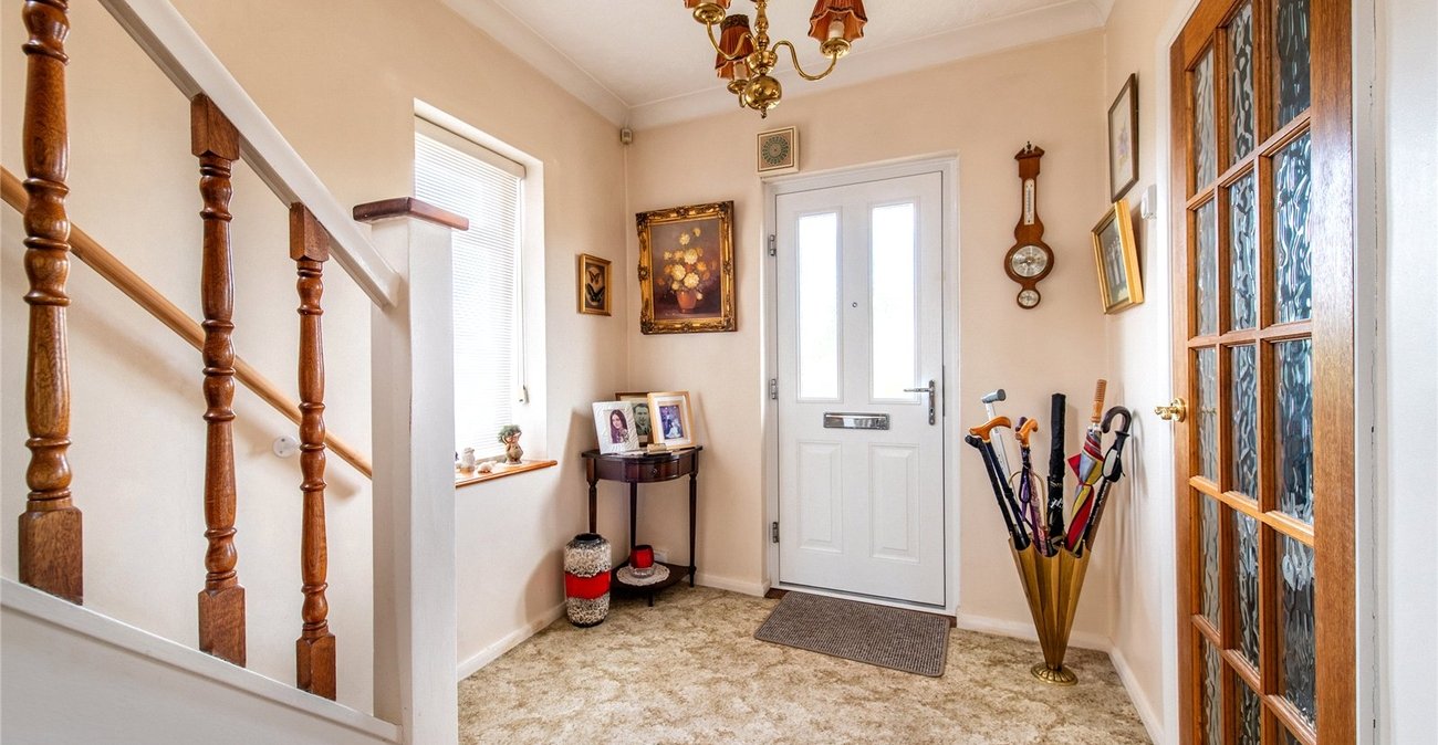 3 bedroom house for sale in Chalk | Robinson Michael & Jackson