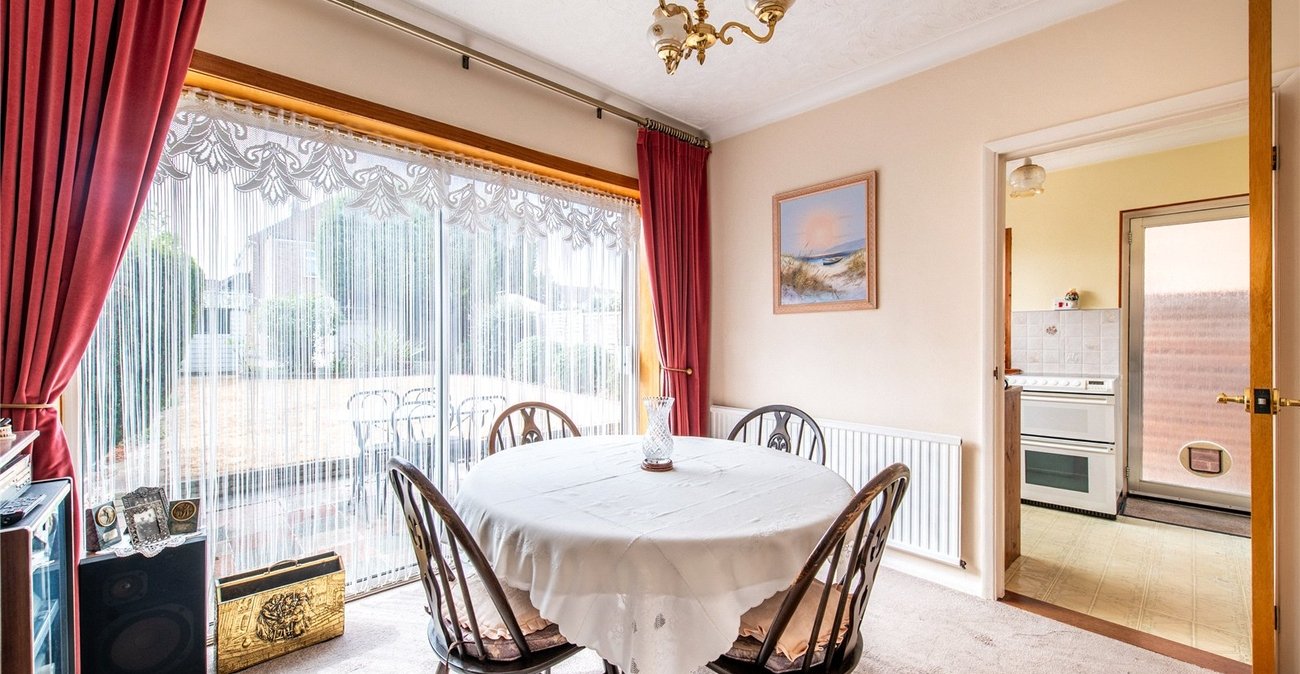 3 bedroom house for sale in Chalk | Robinson Michael & Jackson