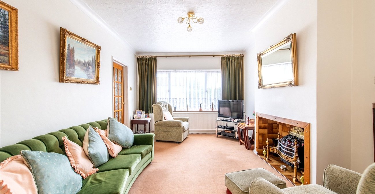 3 bedroom house for sale in Chalk | Robinson Michael & Jackson