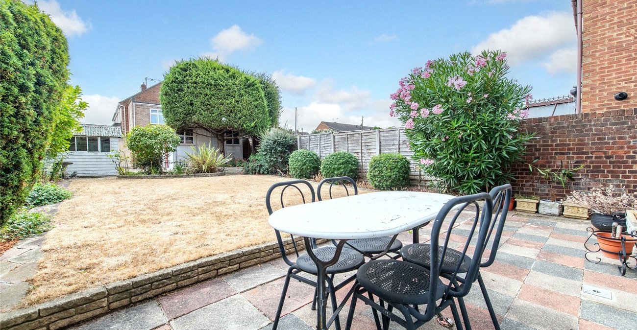 3 bedroom house for sale in Chalk | Robinson Michael & Jackson