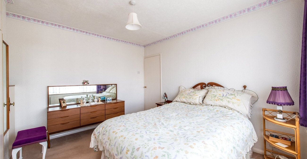 3 bedroom house for sale in Chalk | Robinson Michael & Jackson