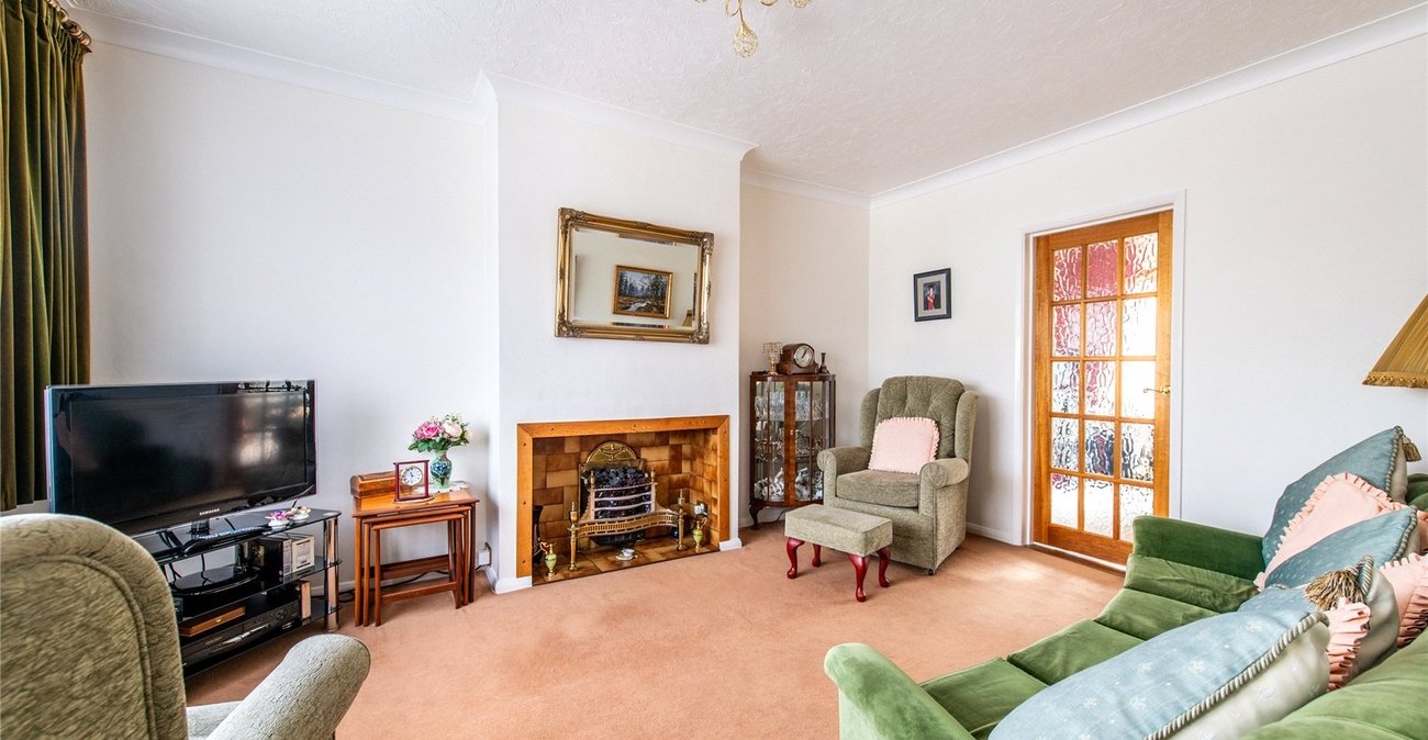 3 bedroom house for sale in Chalk | Robinson Michael & Jackson