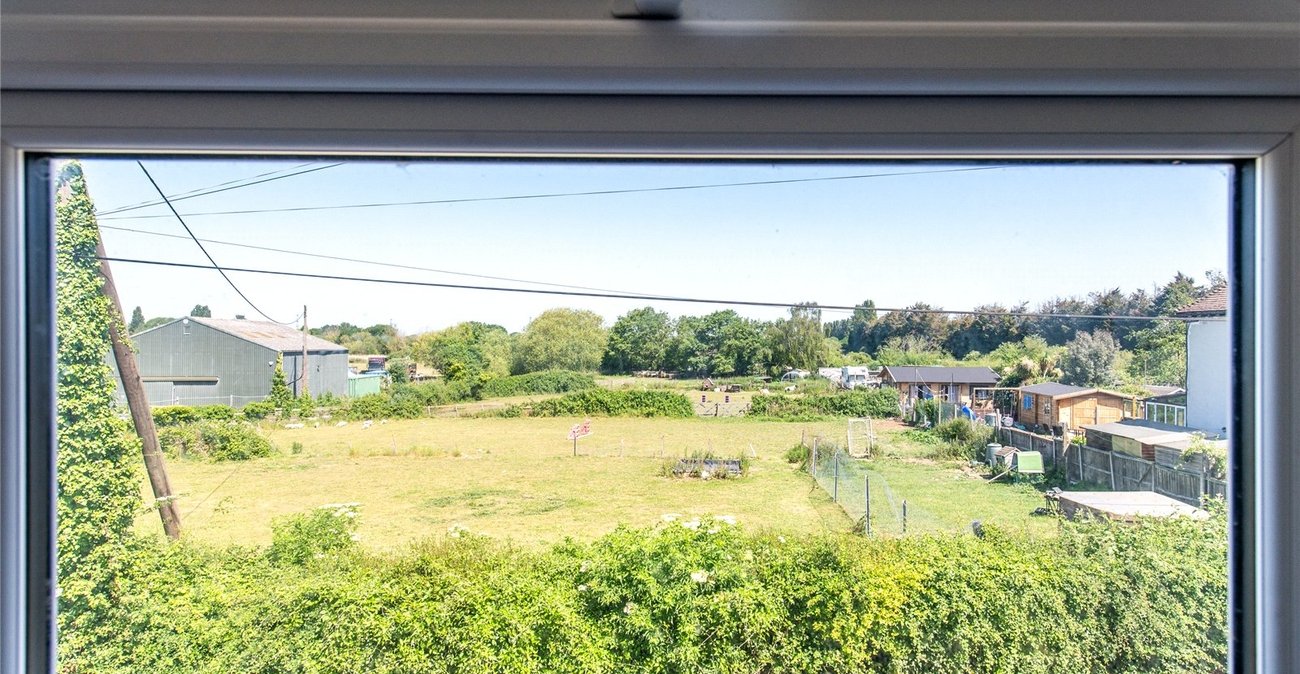 2 bedroom house for sale in Lower Higham | Robinson Michael & Jackson