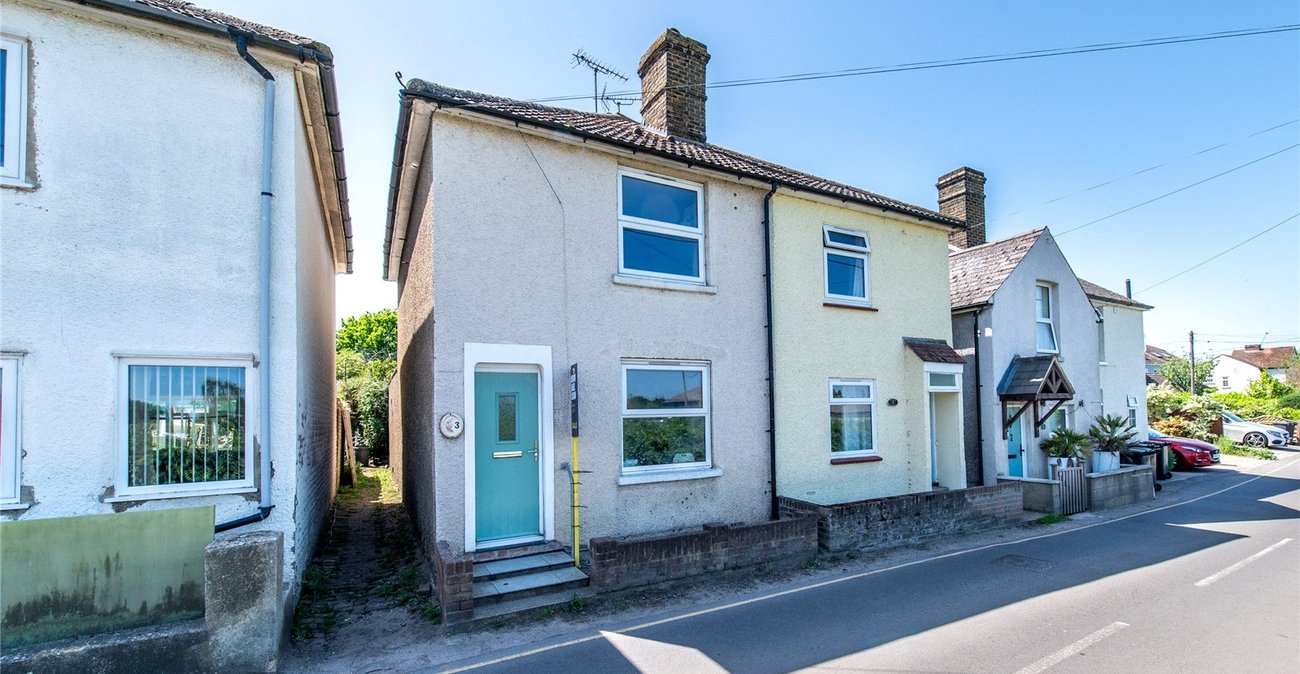 2 bedroom house for sale in Lower Higham | Robinson Michael & Jackson