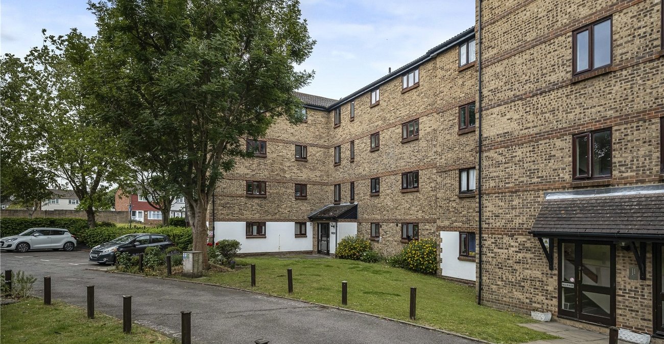 2 bedroom property for sale in Welling | Robinson Jackson