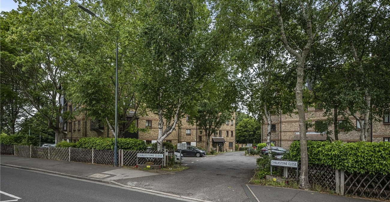 2 bedroom property for sale in Welling | Robinson Jackson