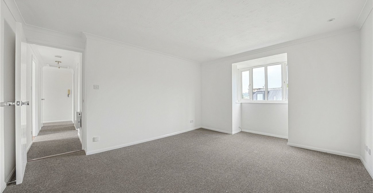 2 bedroom property for sale in Welling | Robinson Jackson