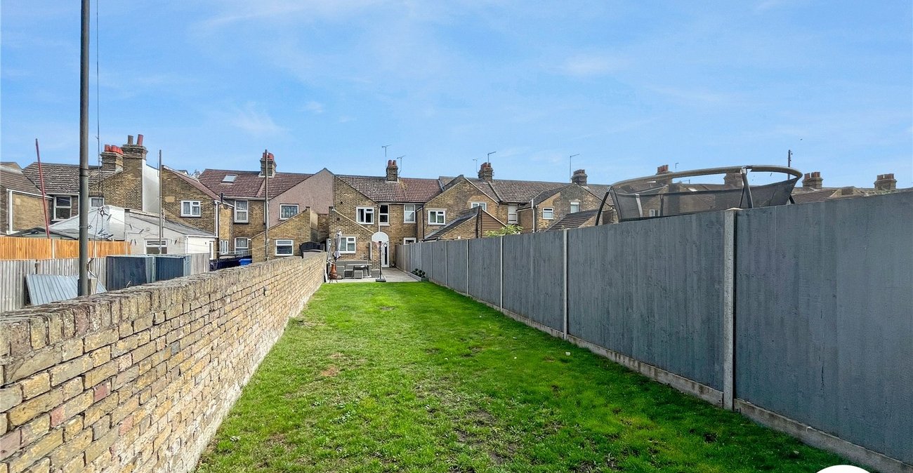 3 bedroom house for sale in Sittingbourne | Robinson Michael & Jackson