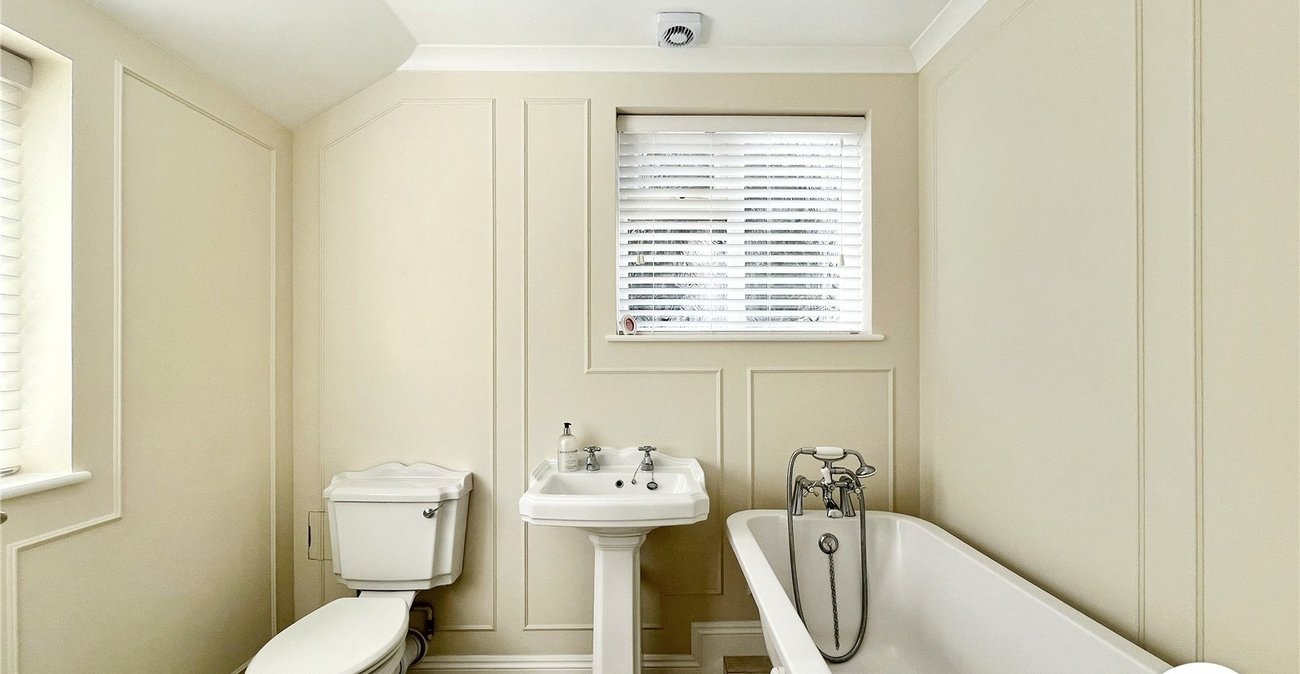 3 bedroom house for sale in Sittingbourne | Robinson Michael & Jackson