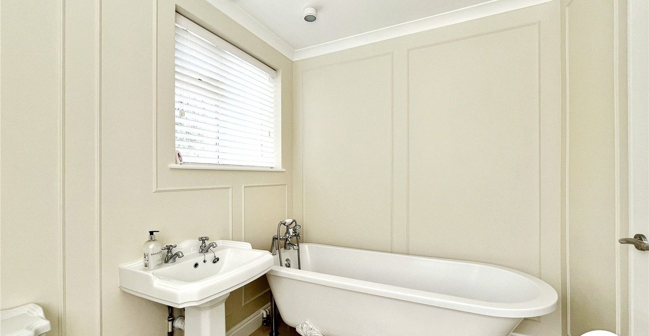 3 bedroom house for sale in Sittingbourne | Robinson Michael & Jackson