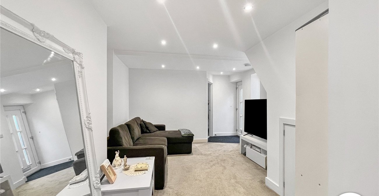 1 bedroom property for sale in Sittingbourne | Robinson Michael & Jackson