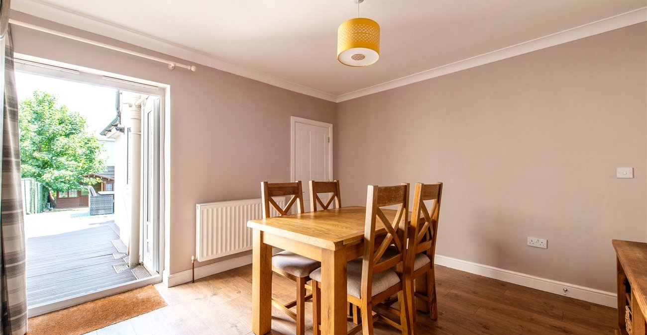 2 bedroom house for sale in Sittingbourne | Robinson Michael & Jackson