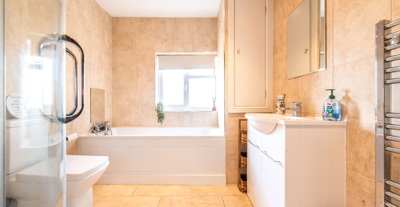 2 bedroom house for sale in Sittingbourne | Robinson Michael & Jackson
