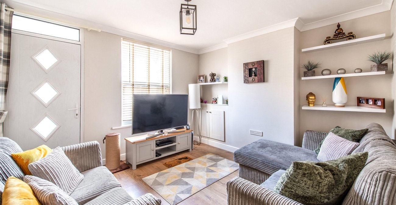 2 bedroom house for sale in Sittingbourne | Robinson Michael & Jackson