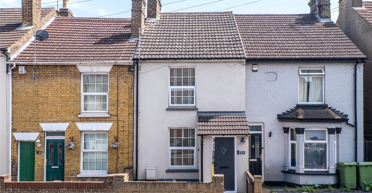 2 bedroom house for sale in Sittingbourne | Robinson Michael & Jackson