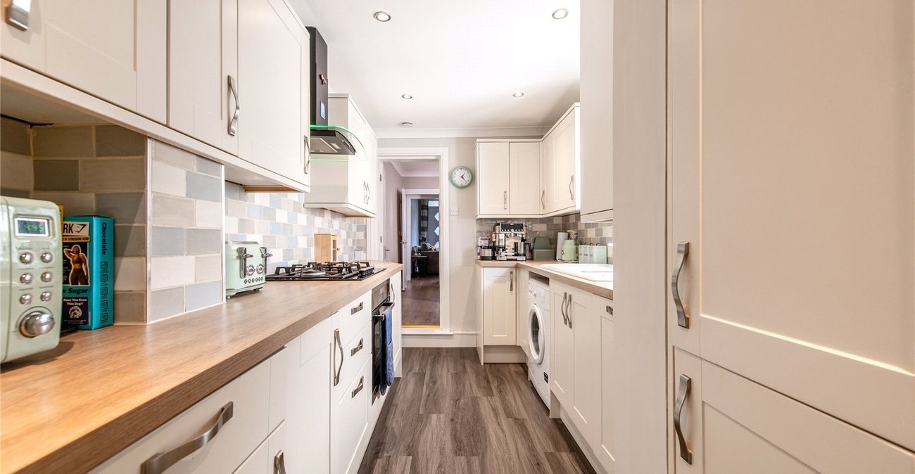 2 bedroom house for sale in Sittingbourne | Robinson Michael & Jackson