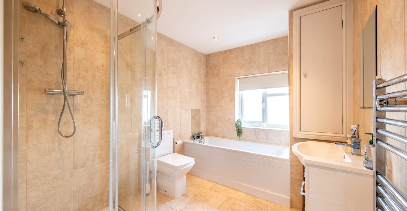2 bedroom house for sale in Sittingbourne | Robinson Michael & Jackson