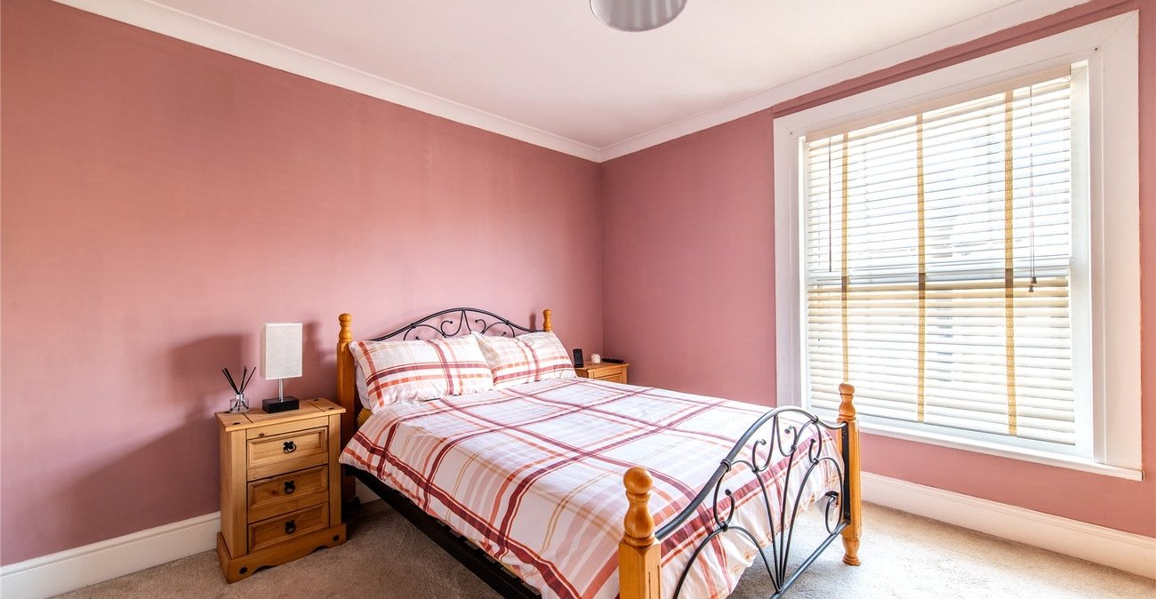 2 bedroom house for sale in Sittingbourne | Robinson Michael & Jackson