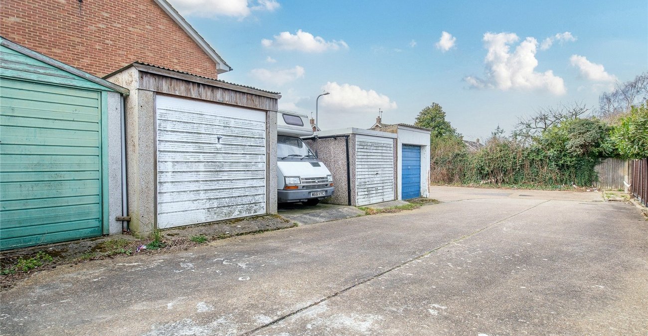 1 bedroom bungalow for sale in Gravesend | Robinson Michael & Jackson