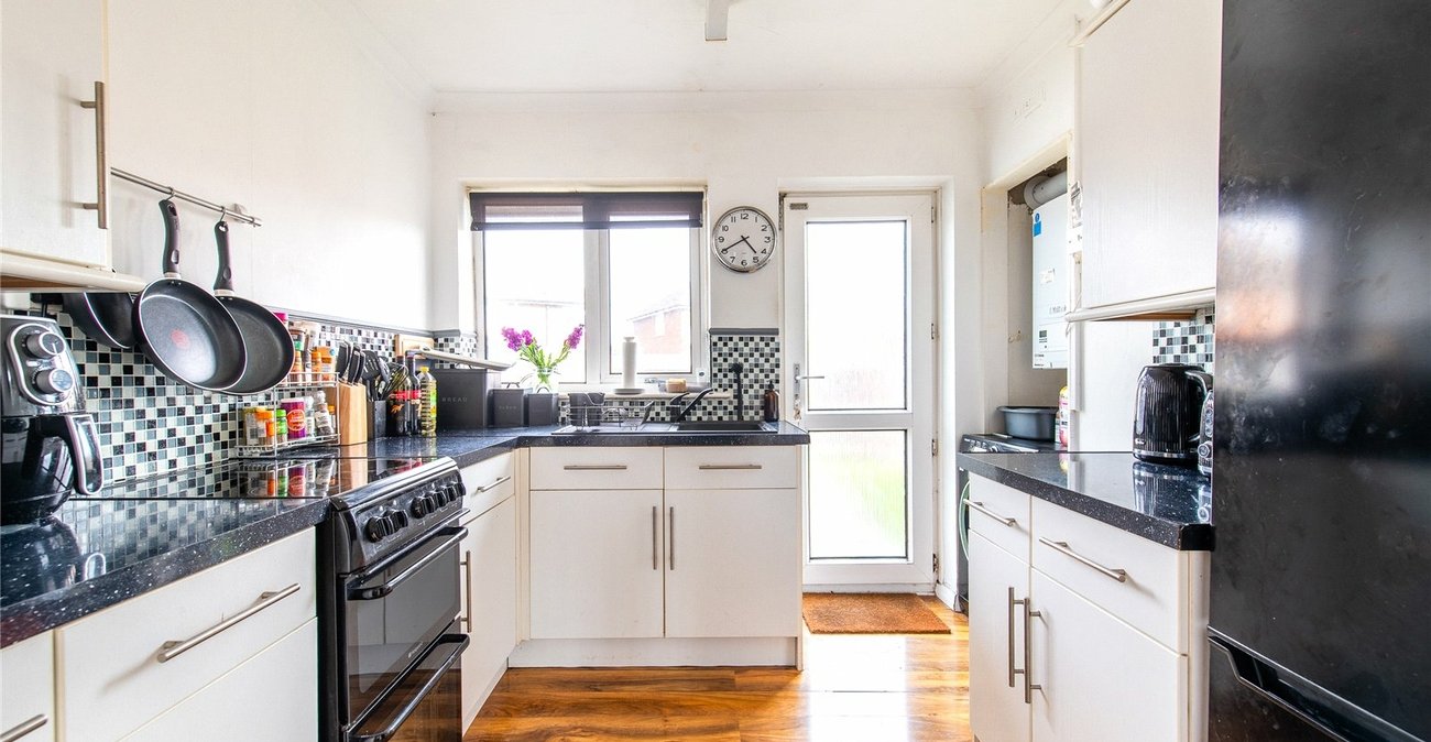 1 bedroom bungalow for sale in Gravesend | Robinson Michael & Jackson