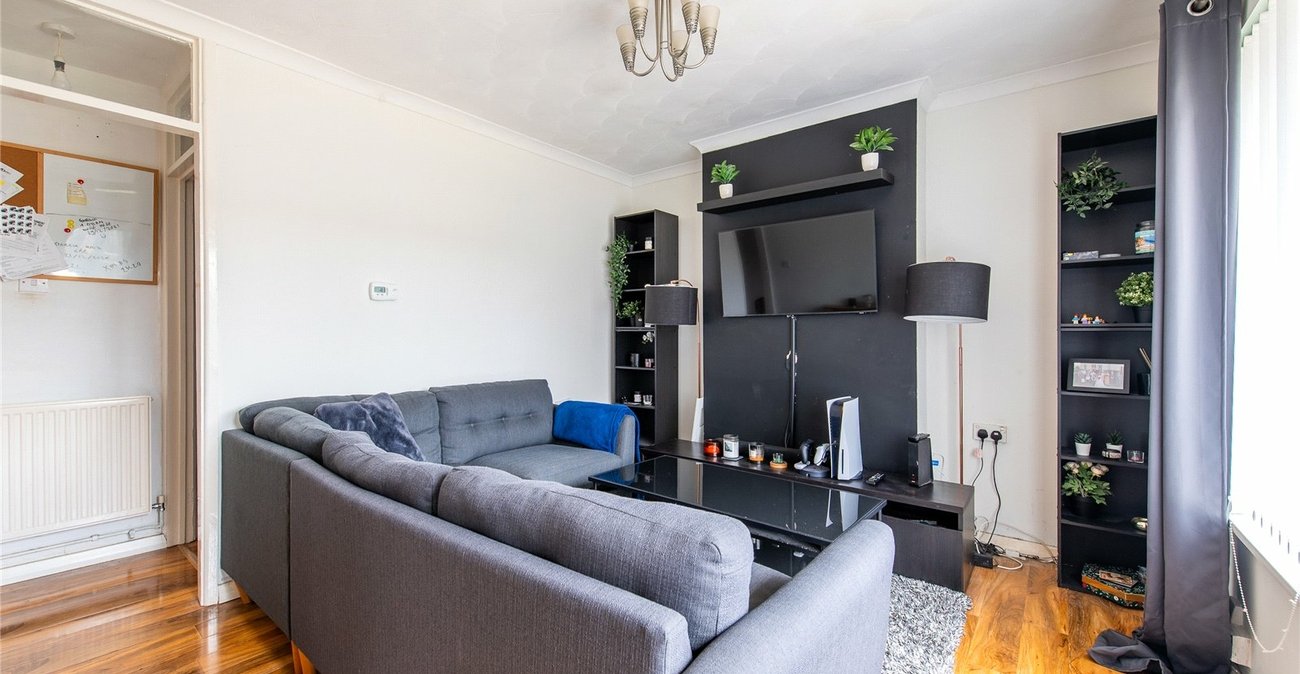 1 bedroom bungalow for sale in Gravesend | Robinson Michael & Jackson