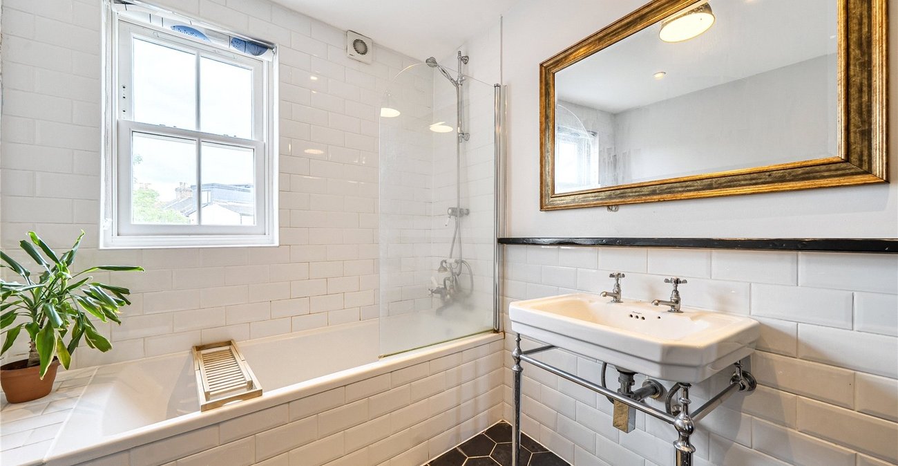 4 bedroom property for sale in Sydenham | Robinson Jackson