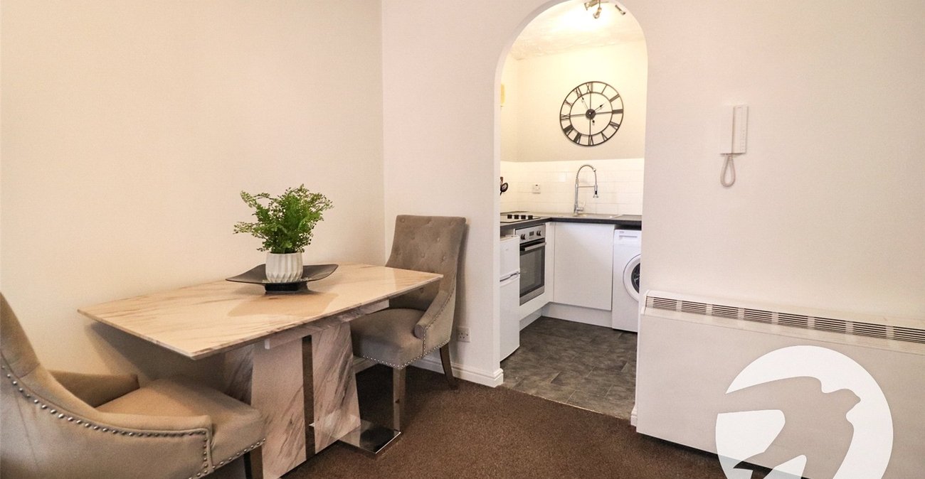1 bedroom property for sale in Erith | Robinson Jackson