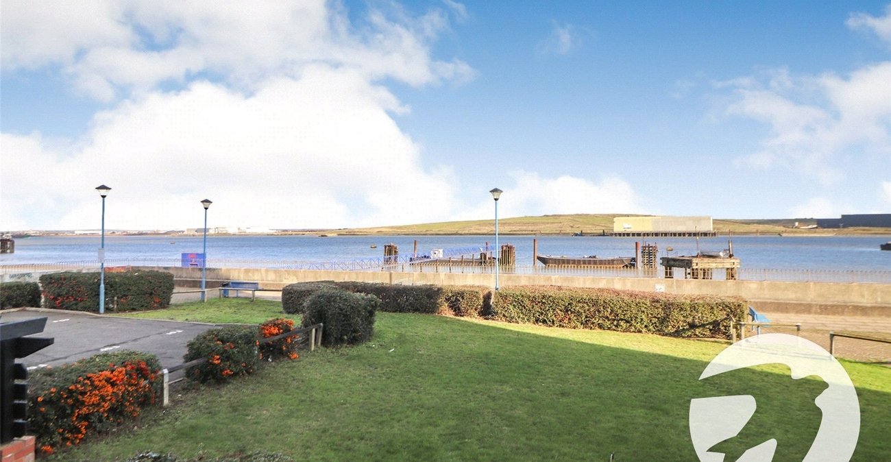 2 bedroom property for sale in Erith | Robinson Jackson