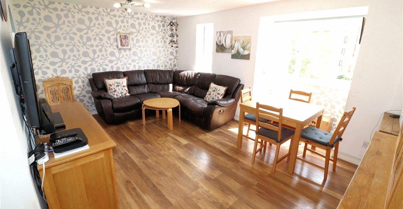 2 bedroom property for sale in Erith | Robinson Jackson