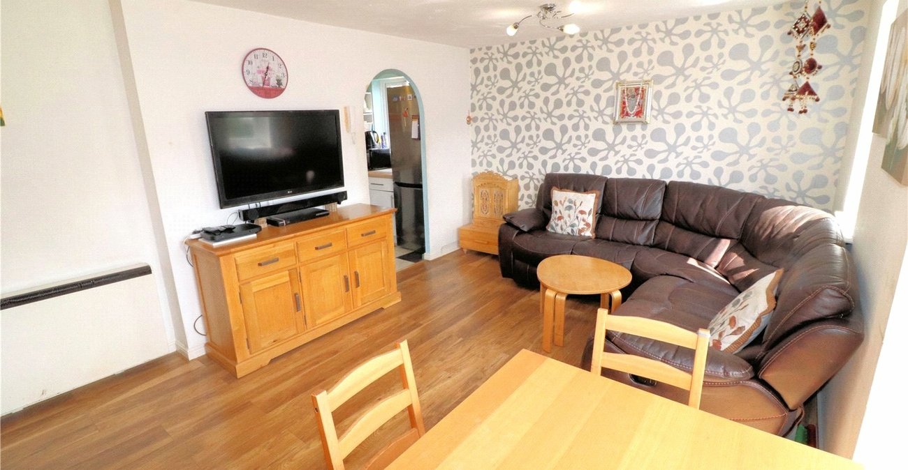 2 bedroom property for sale in Erith | Robinson Jackson