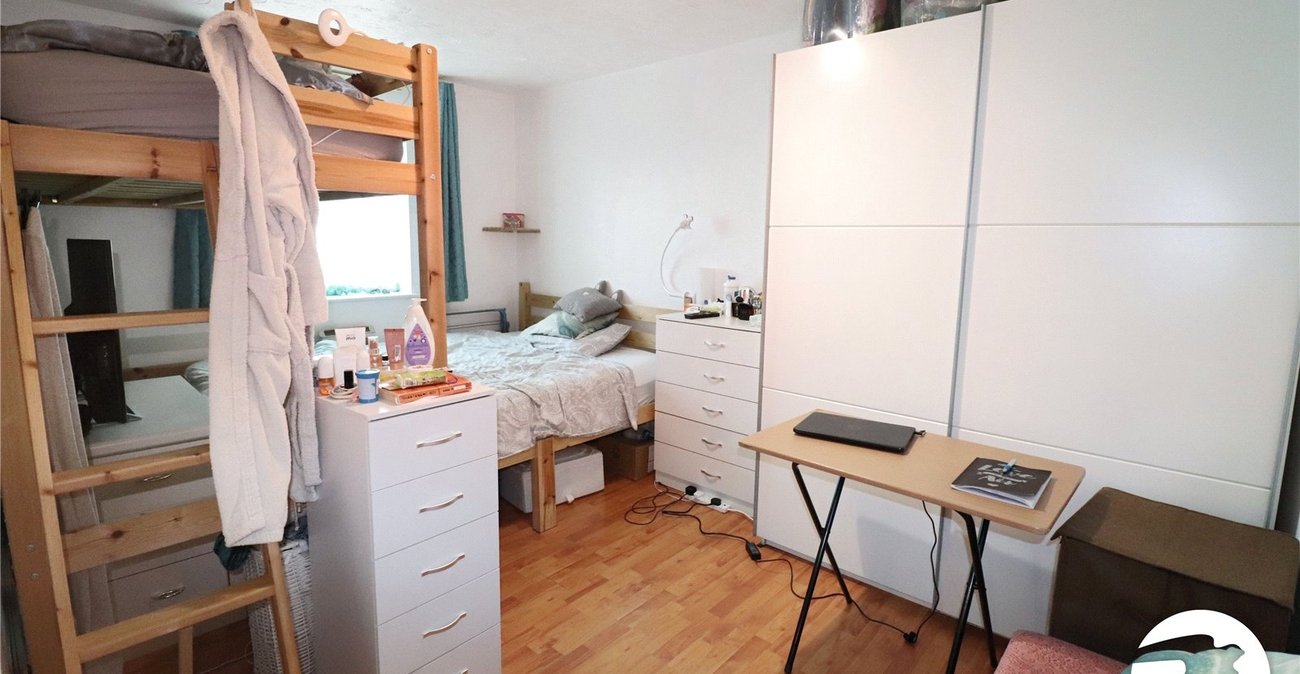 2 bedroom property for sale in Erith | Robinson Jackson
