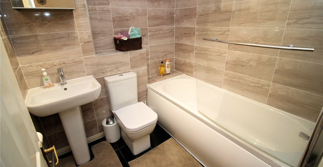 1 bedroom property for sale in Erith | Robinson Jackson