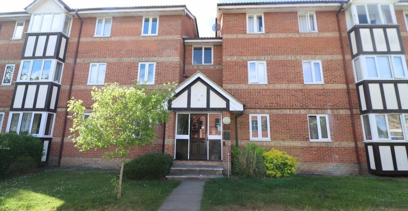 2 bedroom property for sale in Erith | Robinson Jackson