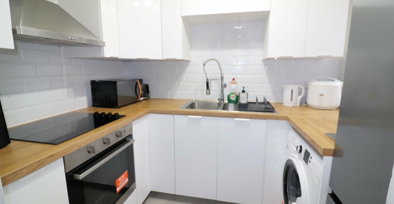 2 bedroom property for sale in Erith | Robinson Jackson