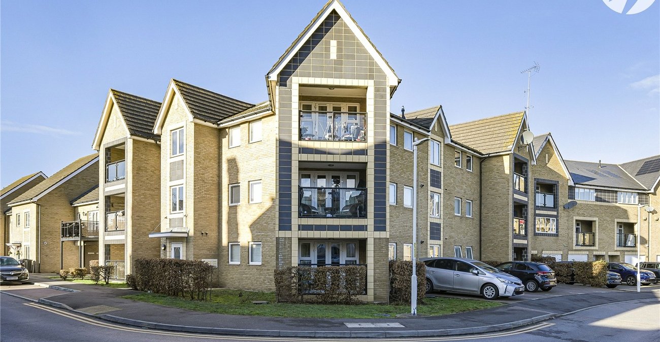 2 bedroom property to rent in Dartford | Robinson Jackson