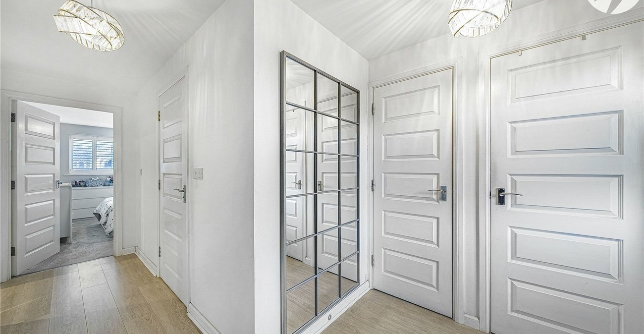 2 bedroom property to rent in Dartford | Robinson Jackson