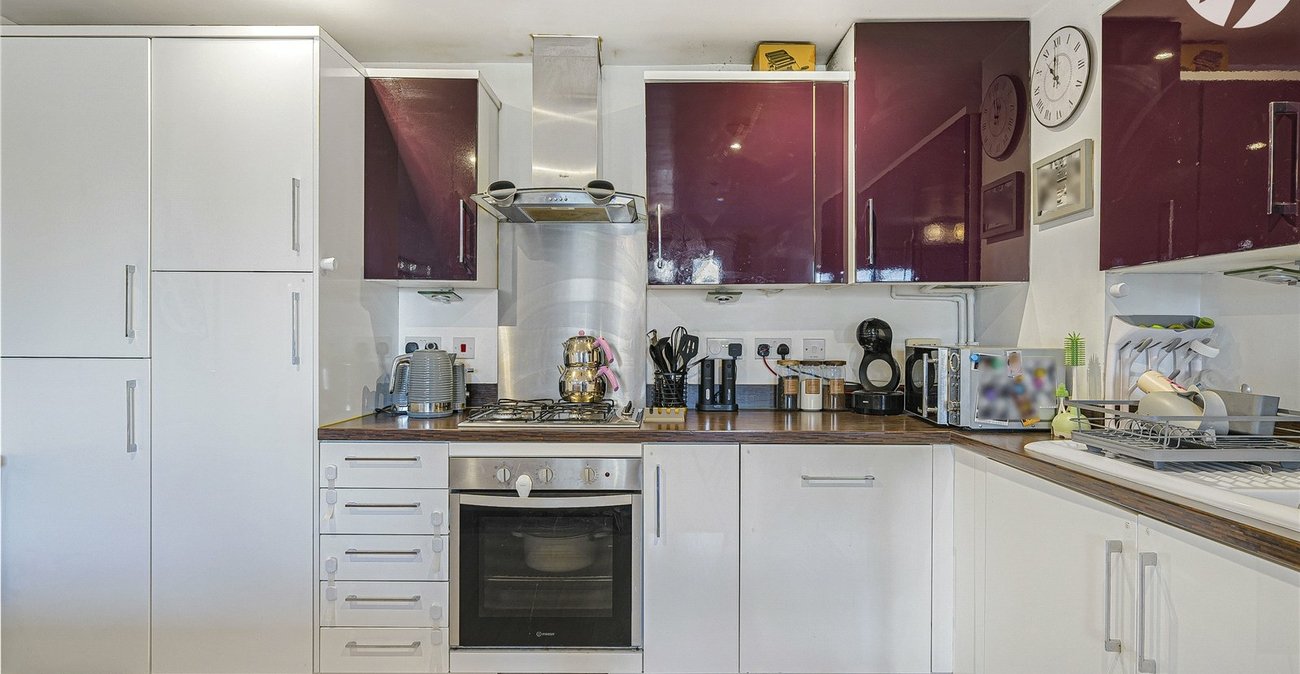 2 bedroom property to rent in Dartford | Robinson Jackson