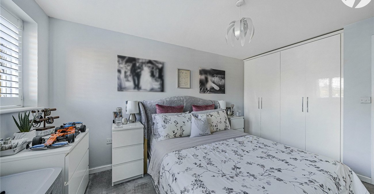 2 bedroom property to rent in Dartford | Robinson Jackson