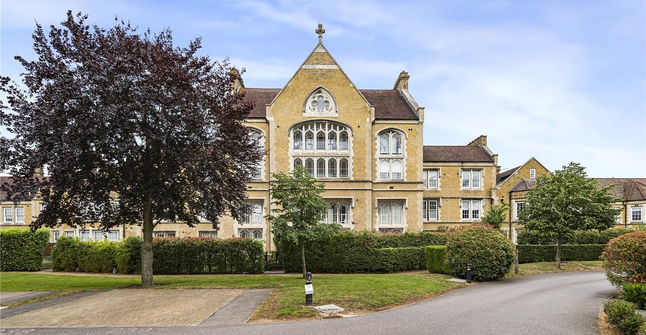 3 bedroom property for sale in Dartford | Robinson Jackson