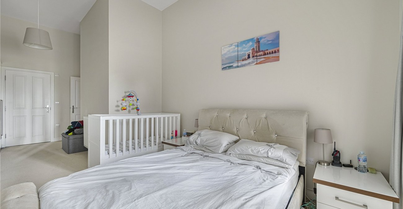 3 bedroom property for sale in Dartford | Robinson Jackson
