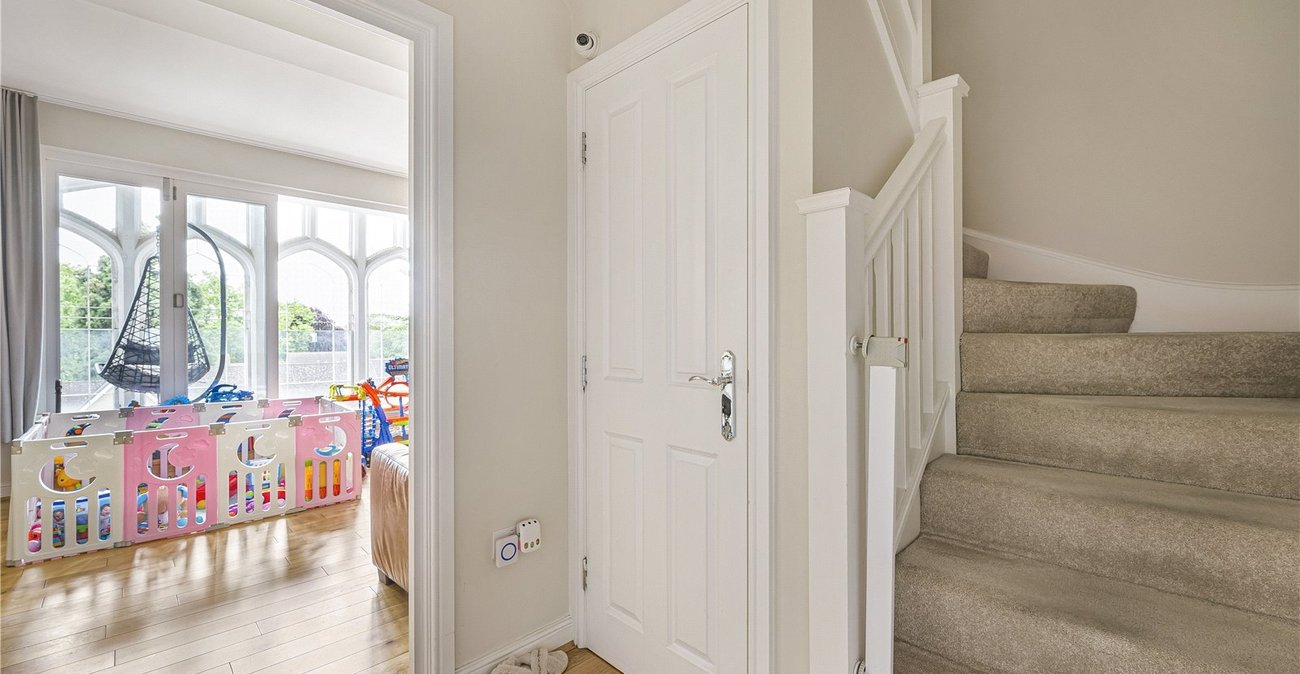 3 bedroom property for sale in Dartford | Robinson Jackson