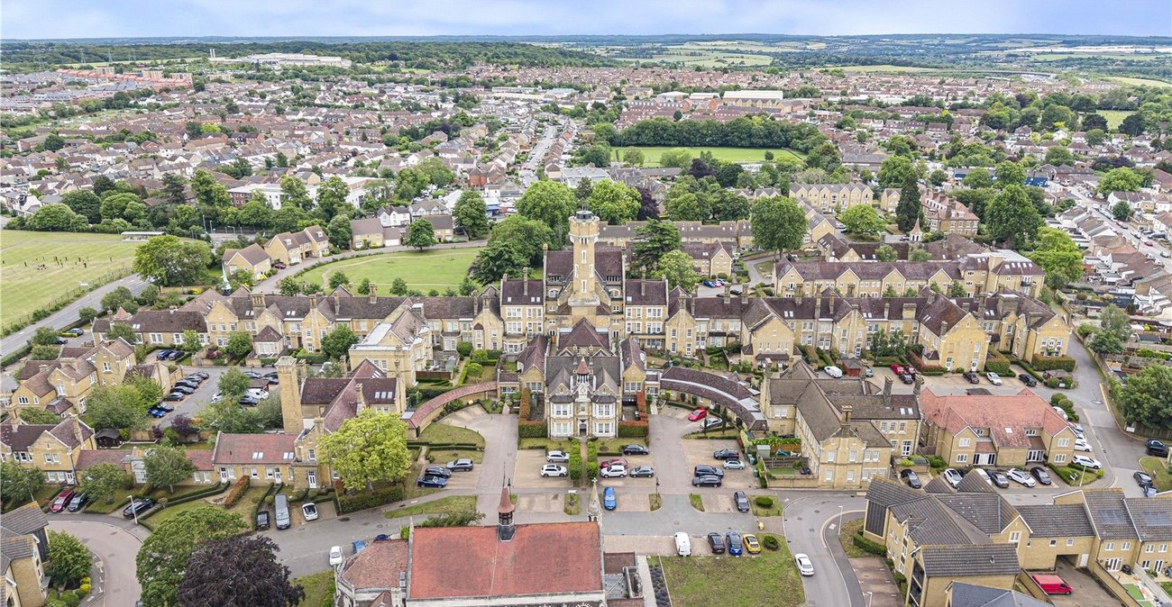 3 bedroom property for sale in Dartford | Robinson Jackson