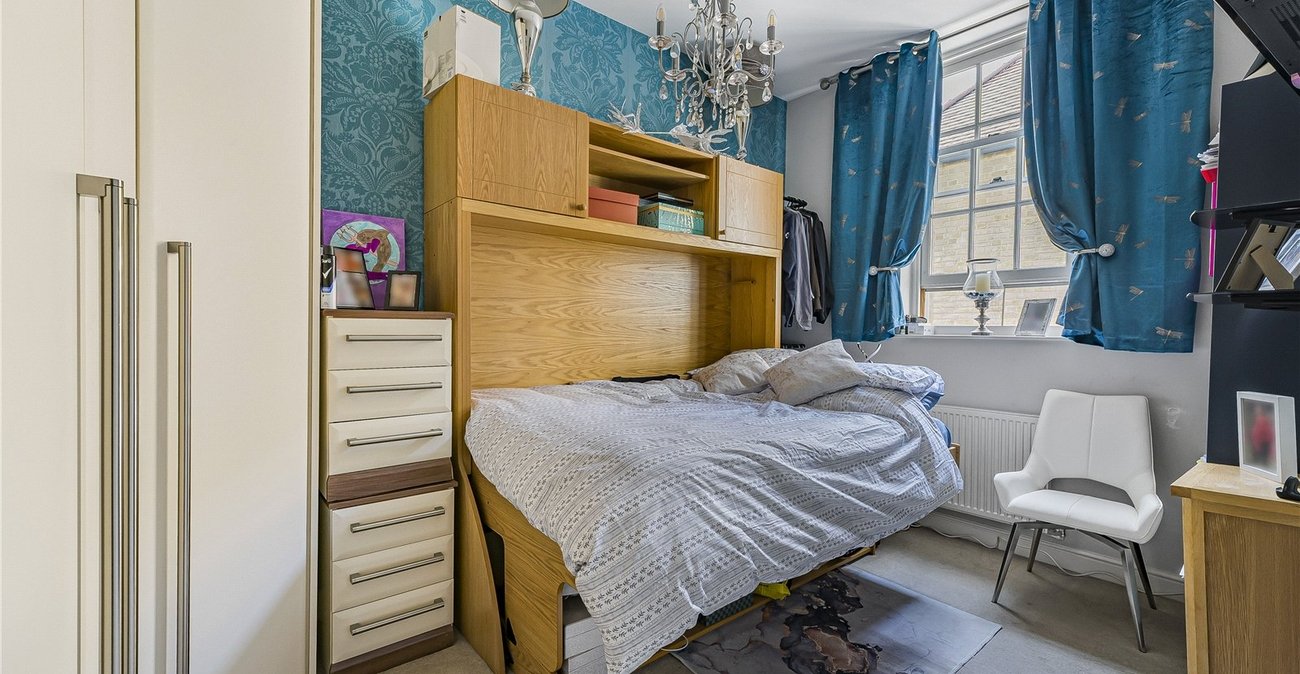 2 bedroom house for sale in Dartford | Robinson Jackson