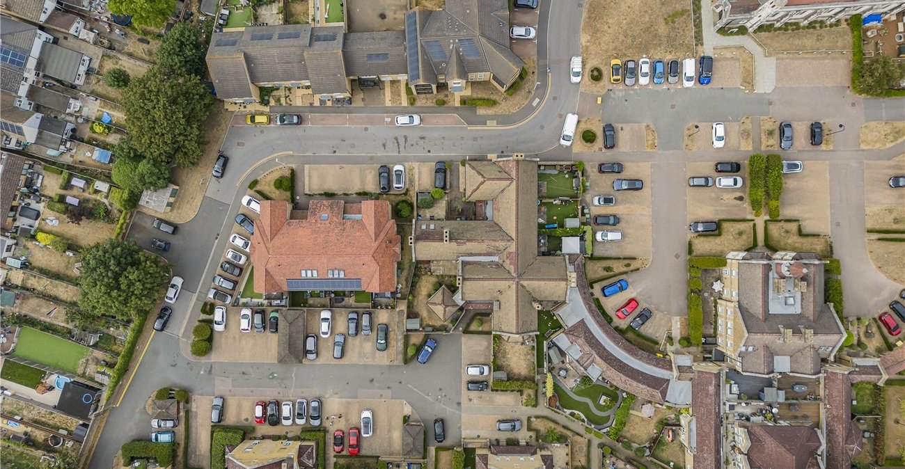 2 bedroom house for sale in Dartford | Robinson Jackson