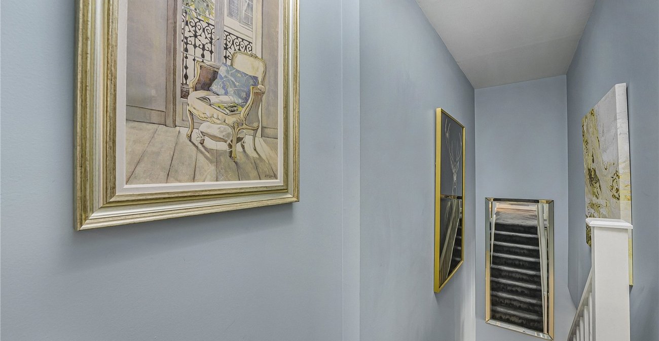 2 bedroom house for sale in Dartford | Robinson Jackson