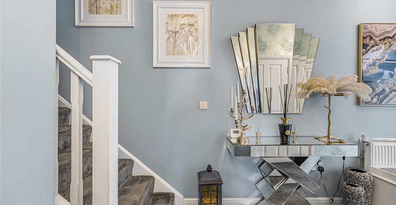 2 bedroom house for sale in Dartford | Robinson Jackson