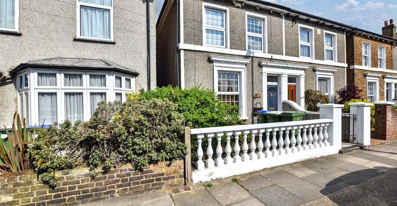2 bedroom house for sale in Bexleyheath | Robinson Jackson
